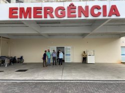 Deputado estadual Caio França visita a Santa Casa de Santos e formaliza destinação de recursos para o hospital